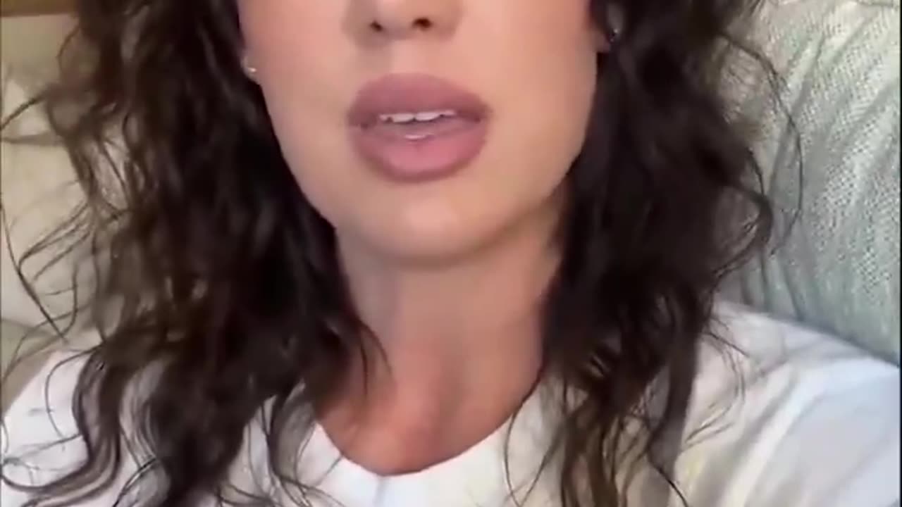 🔥🔥🔥Everything around us is fake, is she right...?? Wake up-Call...