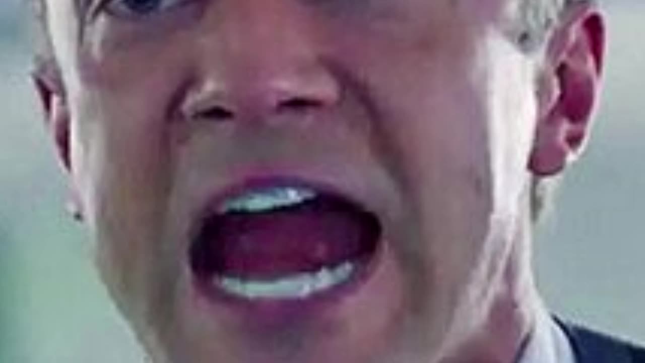 Topher Grace Reveals He Snuck Into the Oscars in Wild Story on Dos Amigos Podcast - WorldEye