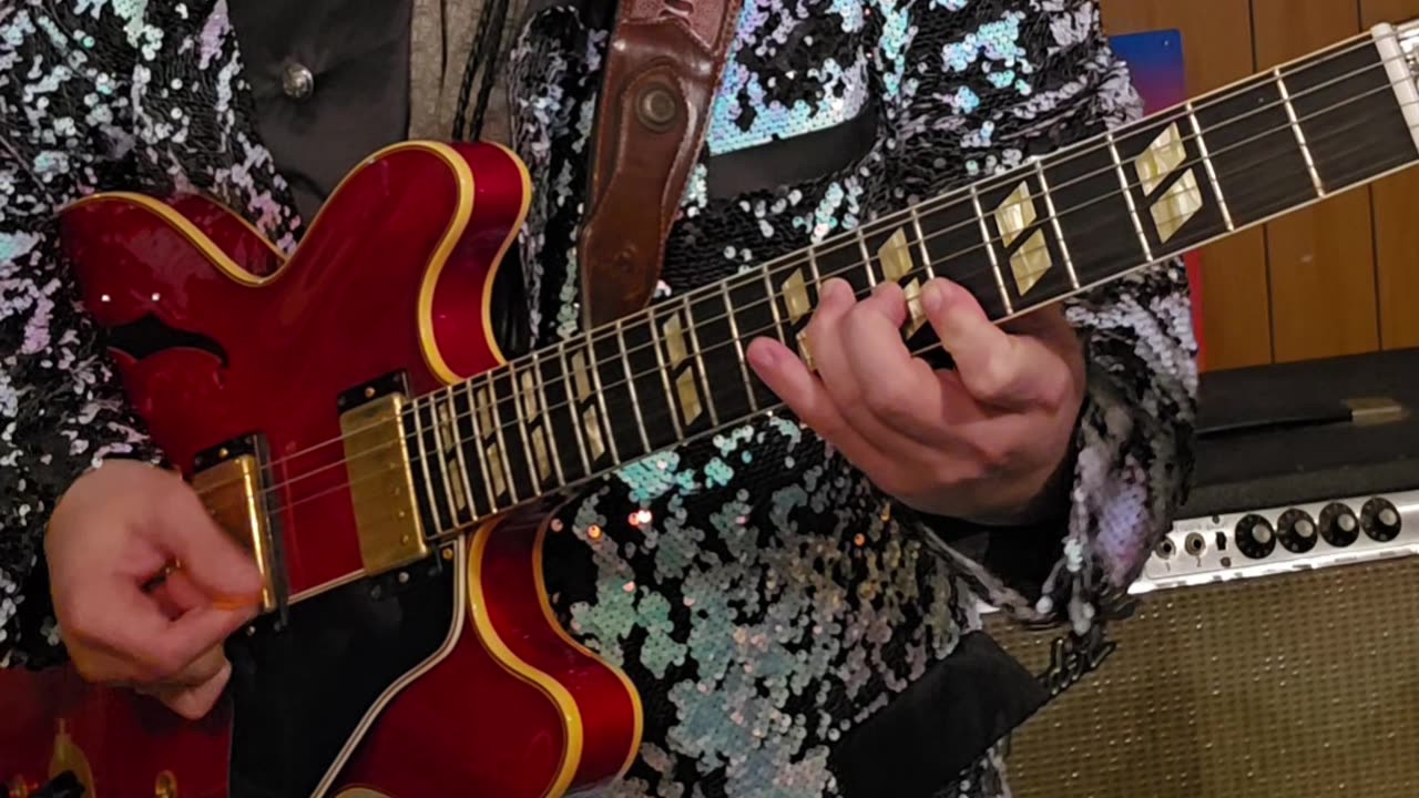 Kare Takers - Have you seen my baby guitar example.