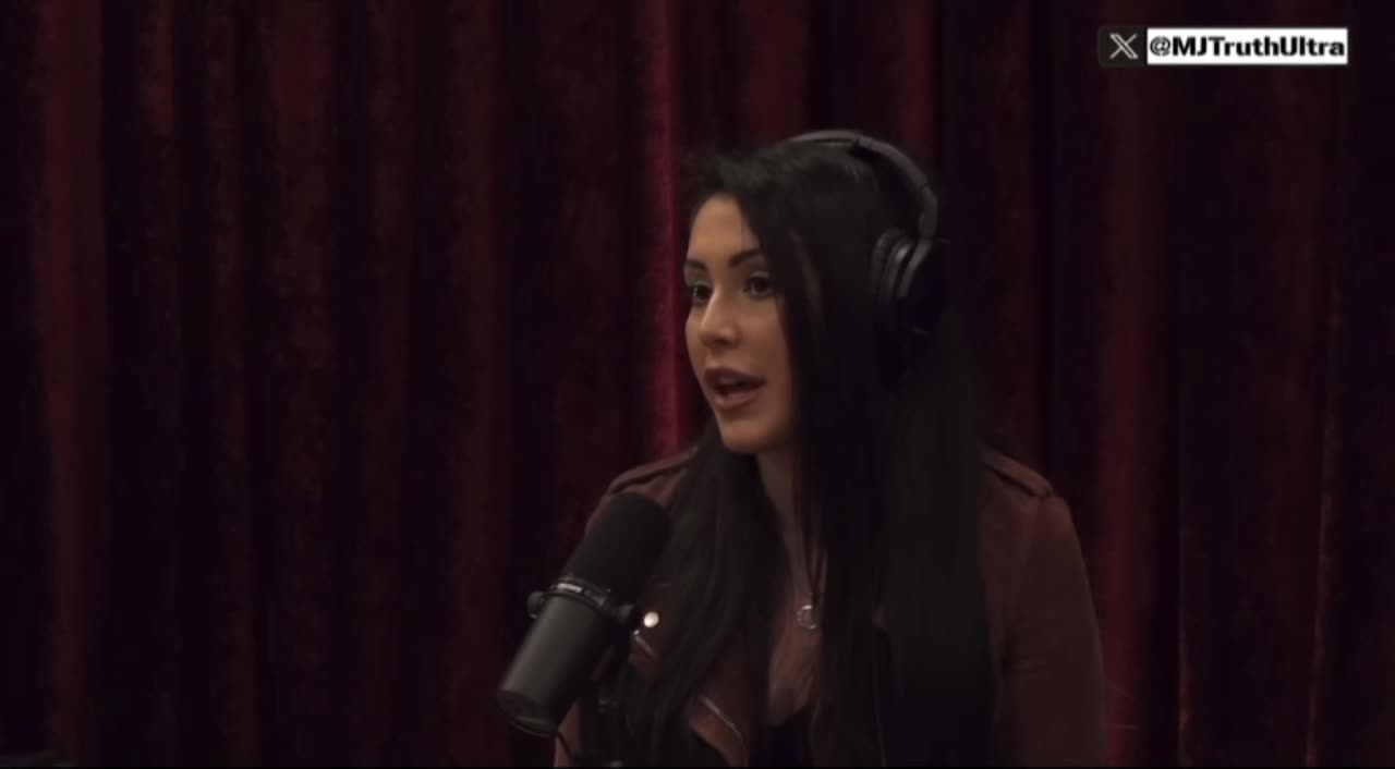 Luna - “Interdimensional Beings” — Says She’s Seen Aircraft Not Made by Mankind