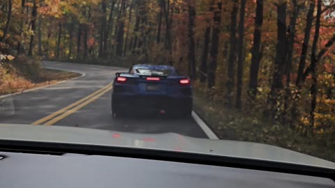 Bmw M760i V12 hurting Chevy corvette Z06 with after market exhaust and tuned.