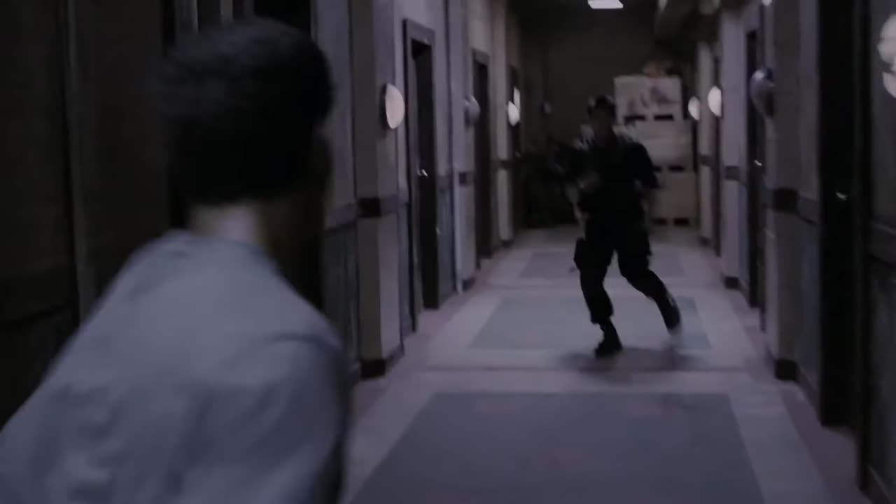 The Raid Rama_Defeats_The_Machete_Gang