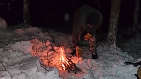 -18°F-28°C Surviving the Polar Vortex Overnight in a Snow Shelter_part3