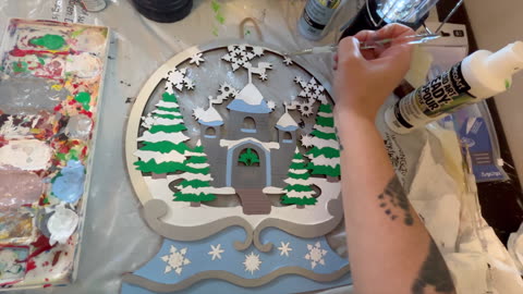 Winter Castle Snow Globe Door Hanger DIY Tutorial