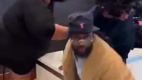 Huge sheboon negress cat 5 chinpout at McDonald's