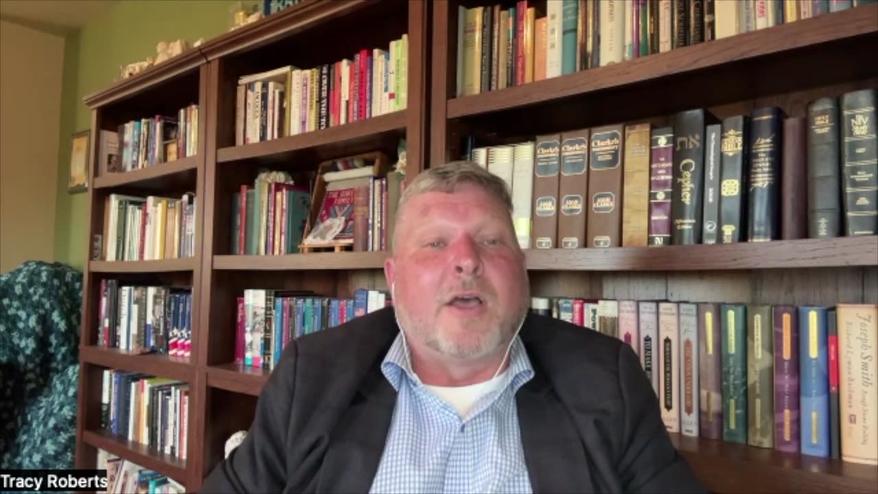 Episode #186: Understanding The Relationship Between The Old & New Testaments W/Tracy Roberts