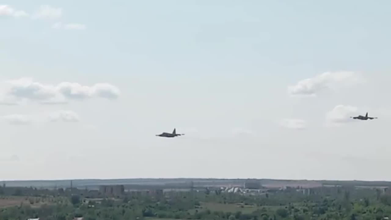 Russian Pilot Shoots Down His Own Wingman