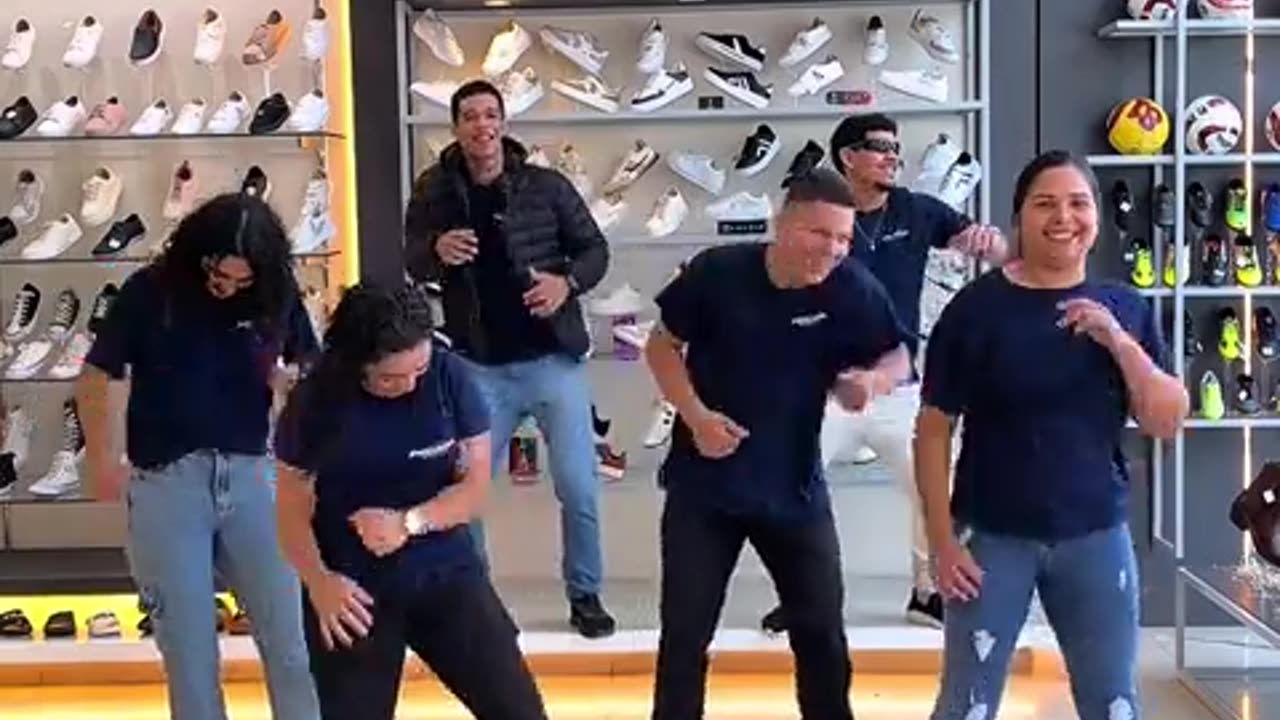 😂🔥 How To Make A Trend Go Viral! Watch This Hilarious Attempt | FunFM