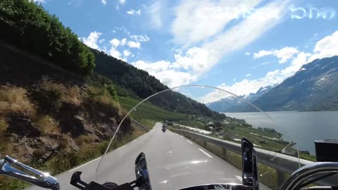Cruising with awesome views in Norway