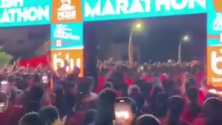 Over 2000 fearless Iranian women ran a marathon in the Island of Kish with NO hijabs,