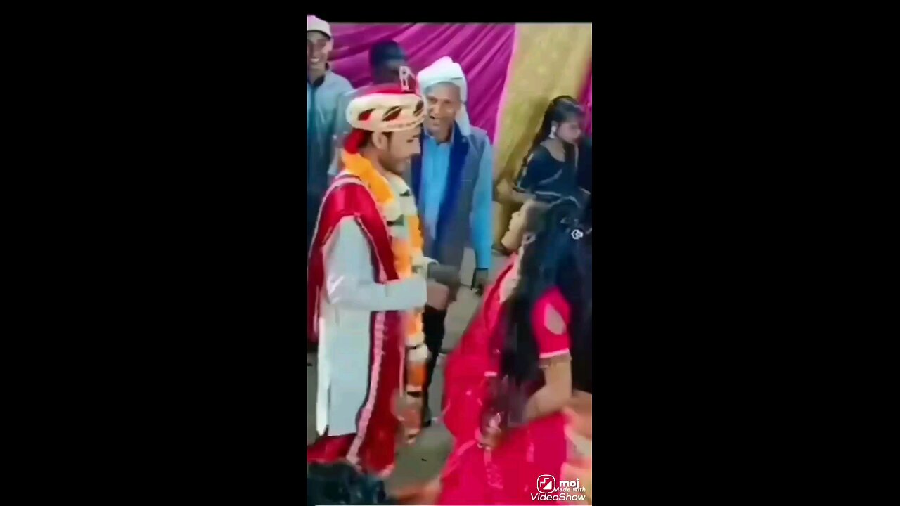 Mera Dost Shaadi Ke Din