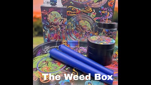 Unboxing a new piece from the Weed Box!