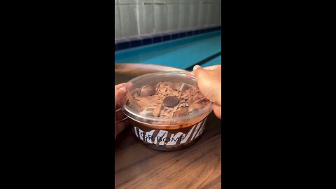 #chocolatecake #cakerecipe #dessertlover #bakingvideo #easyrecipes #homemadecake