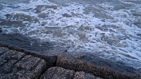 walk on the jetty