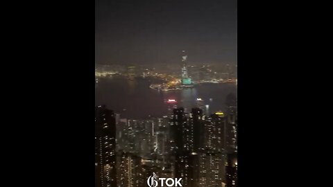 FANTASTIC CITY🌳🌃📸LIGHTS IN THE NIGHT SKY🌆🌲💫