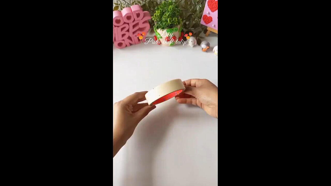 DIY pista shell craft idea #artist #craftideas #art #crafty #artandcraft #diycraft #diycraftideas
