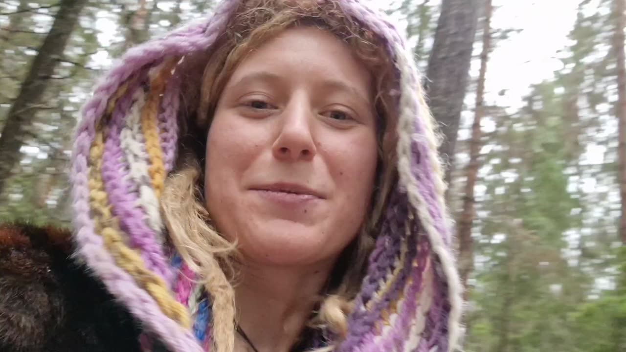 Barefoot with the gang 🐾