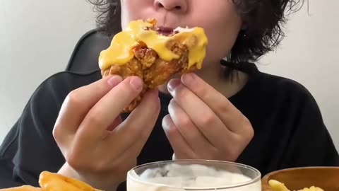 Cheese Fried Chicken Mukbang