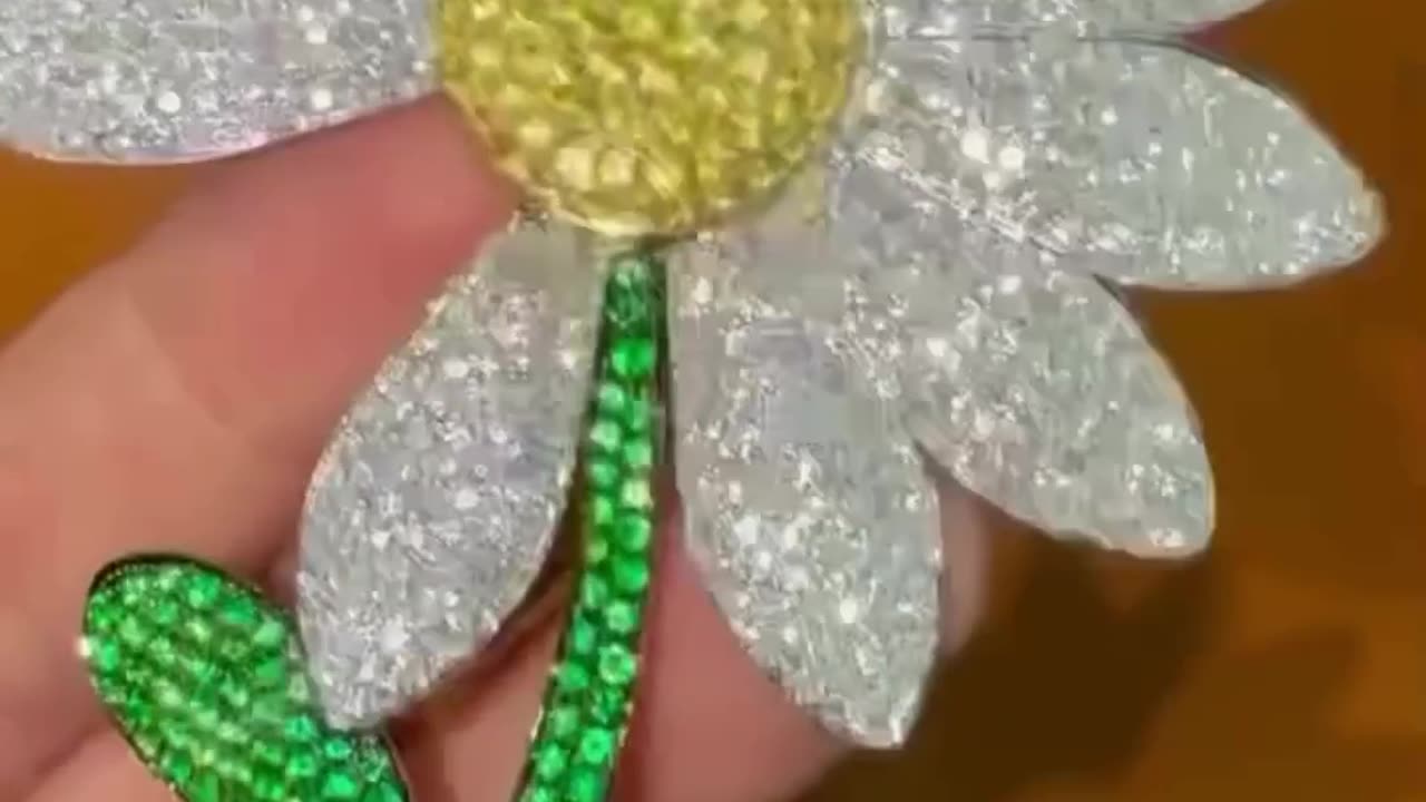 Top jewelry