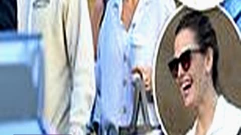 Alias Costars Jennifer Garner and Bradley Cooper P