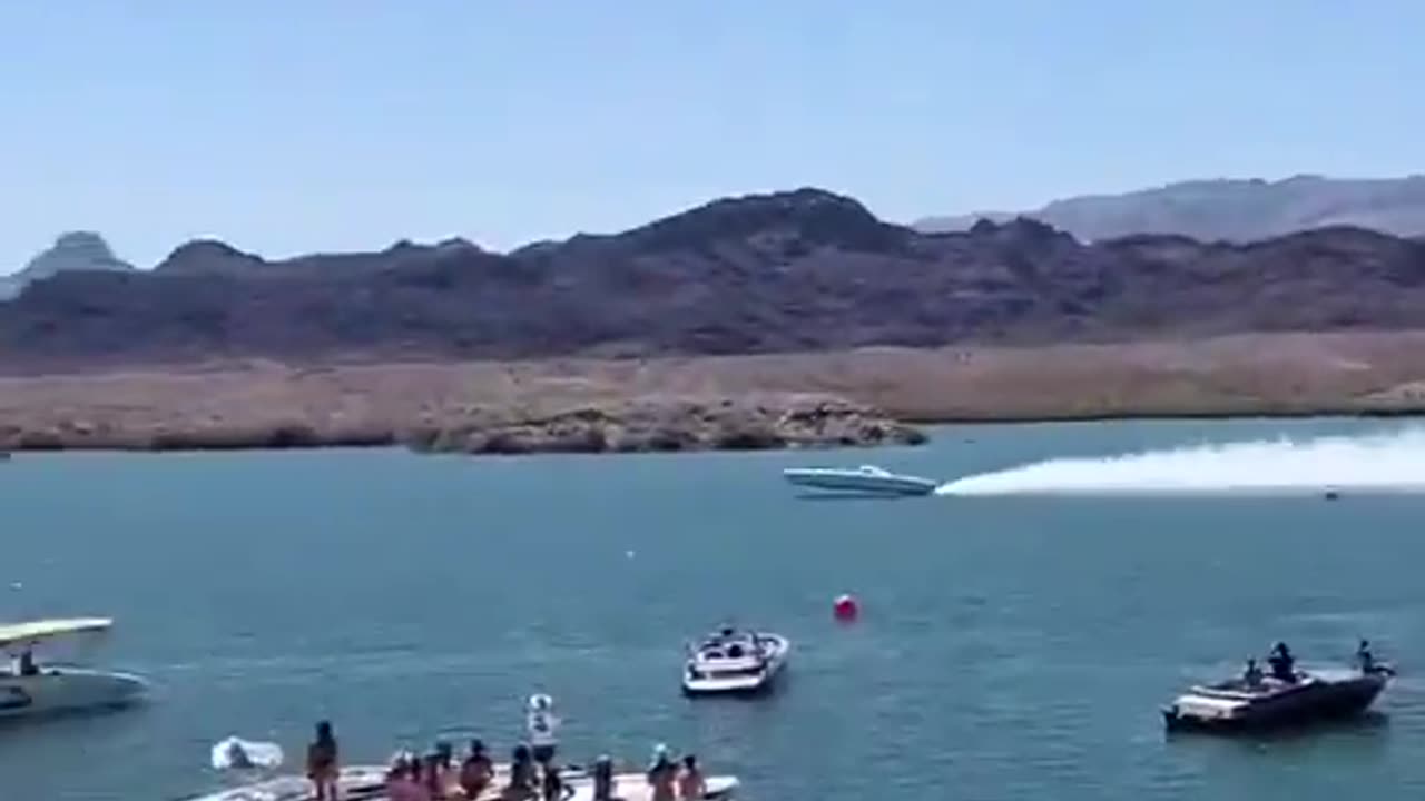 Boat goes airborne, crashes into water at Desert Storm Shootout at Lake Havasu, Arizona.