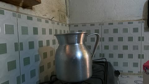 A Rainy Day in The Colombian Mountains | What Do I Do When it Rains All Day? BAKE!