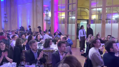 200 guests shocked by INSANE Bella Ciao flashmob__