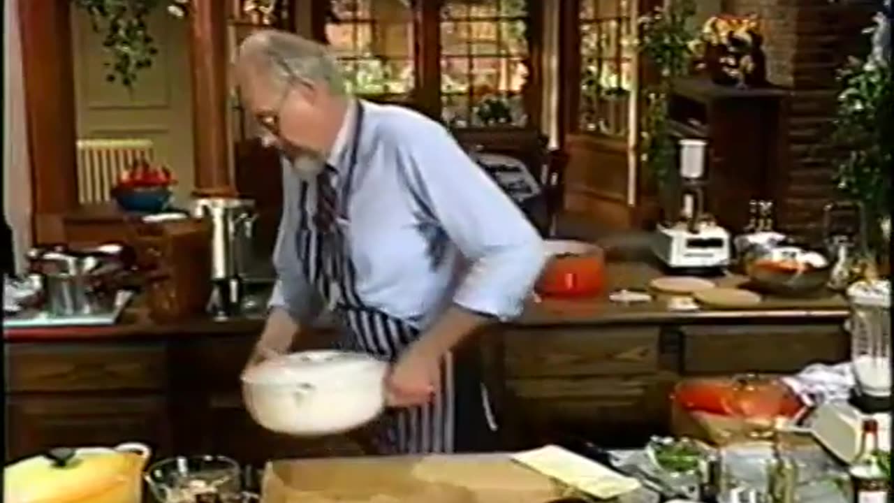 The Frugal Gourmet - Casseroles For The Buffet