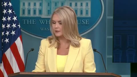 🚨🔥ZeroHedge just raised Epstein’s intel ties and the Clinton body count in the WH press briefing