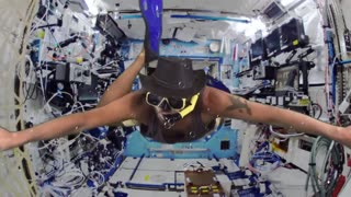 Flat Earth song - Puppet Show