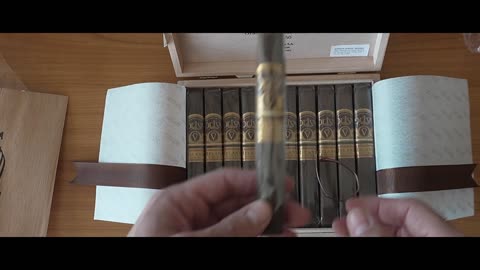 Oliva Serie V Melanio maduro unboxing