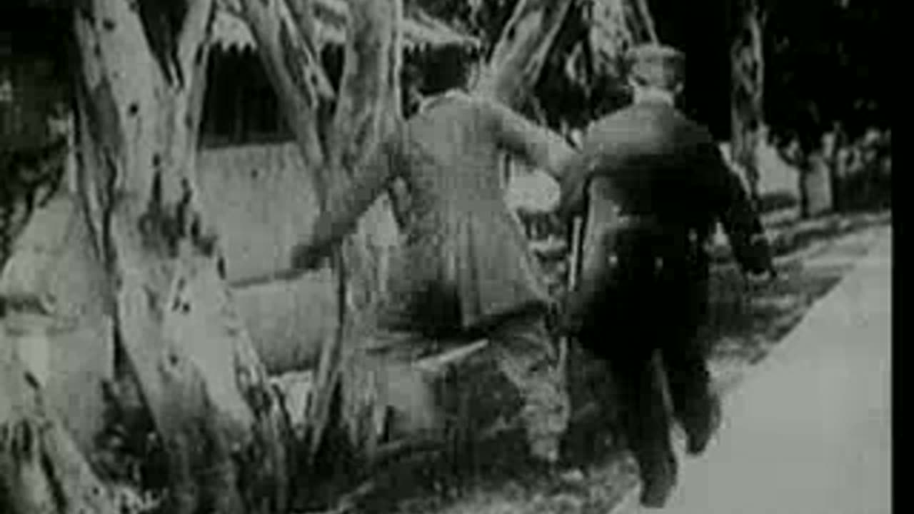 Charlie Chaplin – Between Showers (1914) | Silent Comedy Short | Public Domain