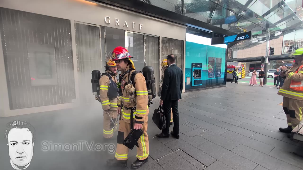 Fire at Graff Boutique on Queen St., Auckland