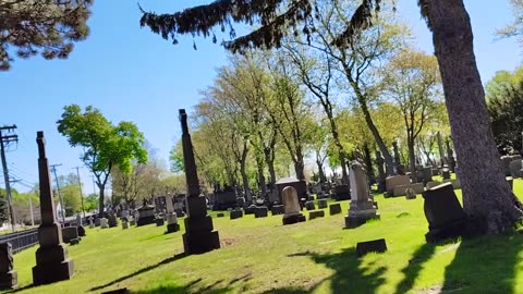 HOLY CROSS CEMETERY MINI TOUR