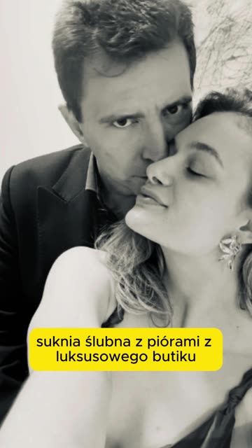 Weronika Schreiber oddaje suknię ślubną na WOŚP