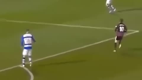 foolish keeper and his defender