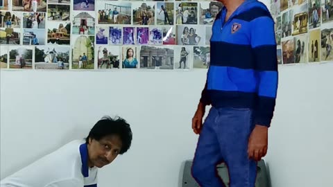 Magic Dekho-46-Balancing On Stick2