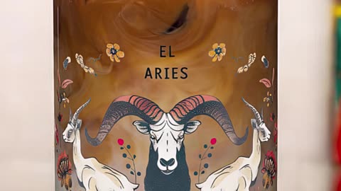 ¡Para los Aries que aman el estilo! Descubre este vaso único con diseño exclusivo. #Aries #Vaso