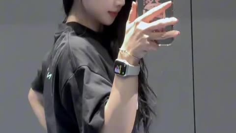Demonstrating scapular stability