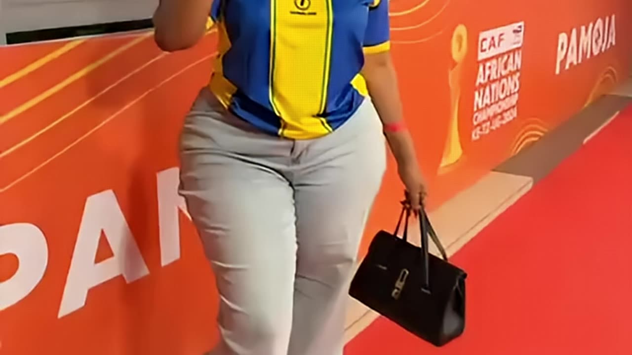 @malaikacute55