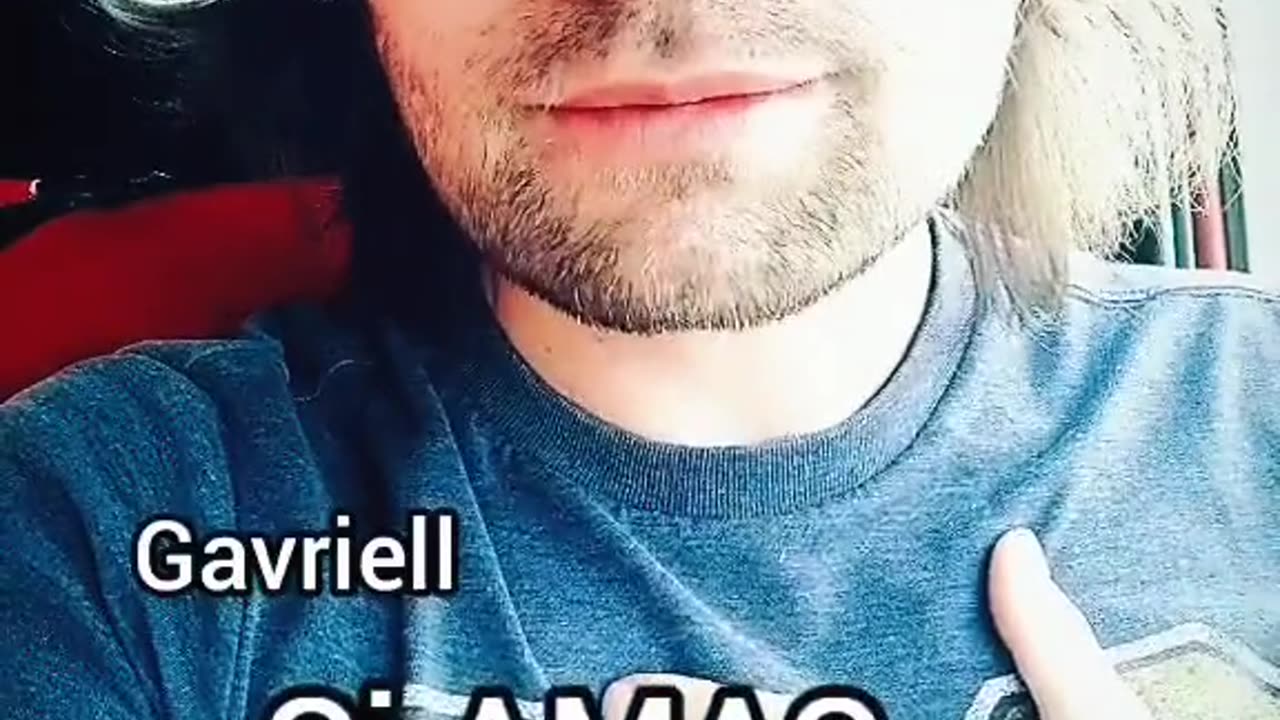 Escuchar es amar en silencio.