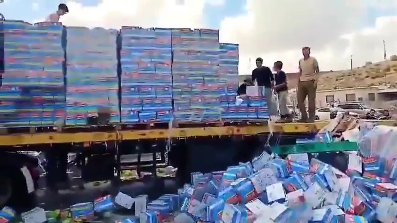 Zionists targeting aid supplies to Gaza, destroying them during delivery