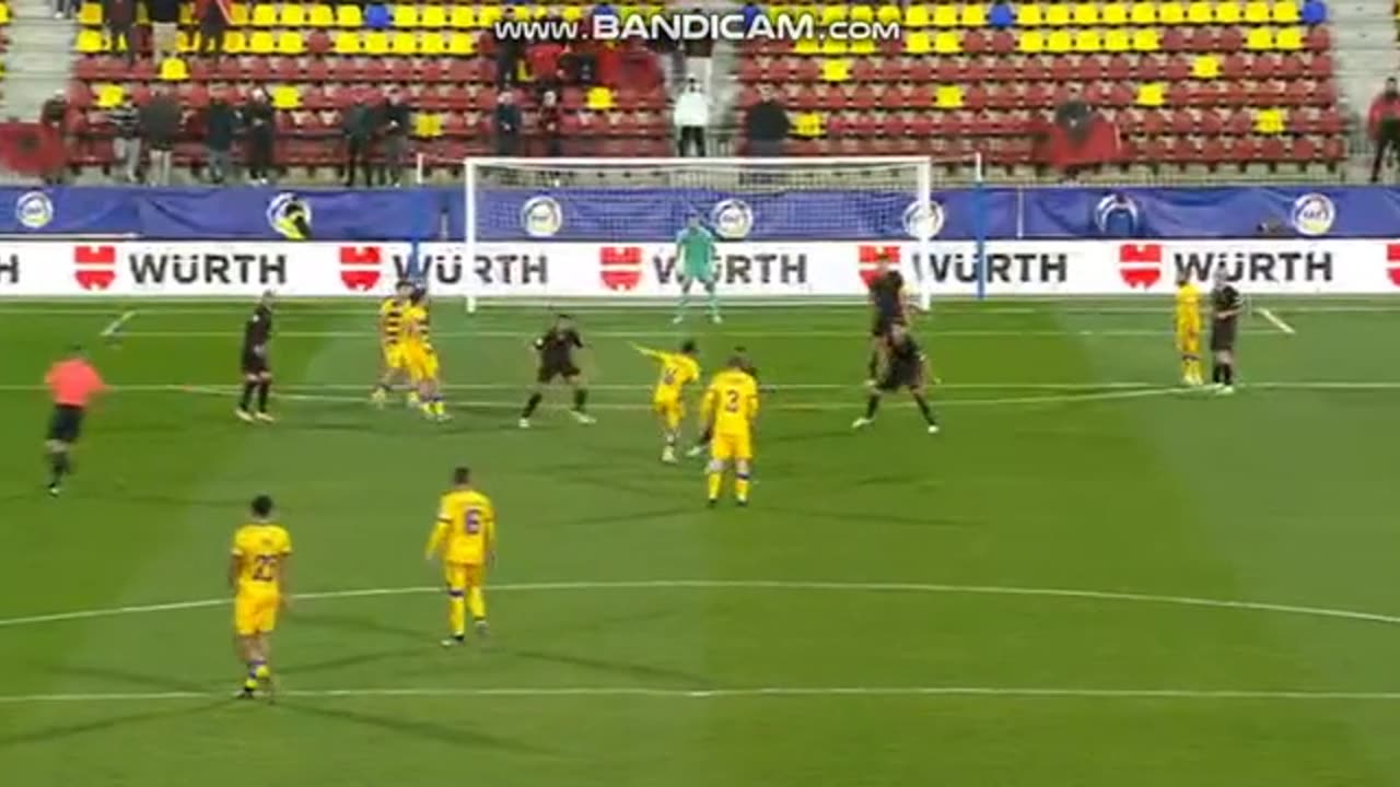 Andorra kercenon porten kuqezi