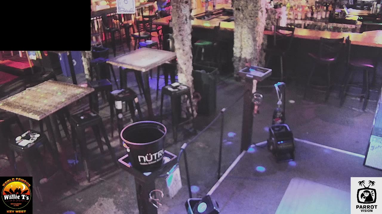 LIVE Music Everyday!