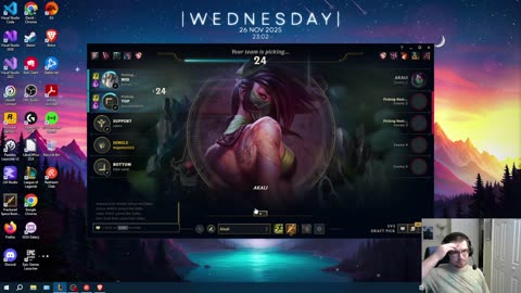 League of Legends | Support Main Does Stuff