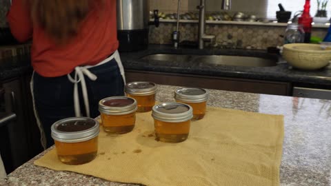 How to Make Spiced Apple Mint Jelly [Recipe and Canning Tutorial]