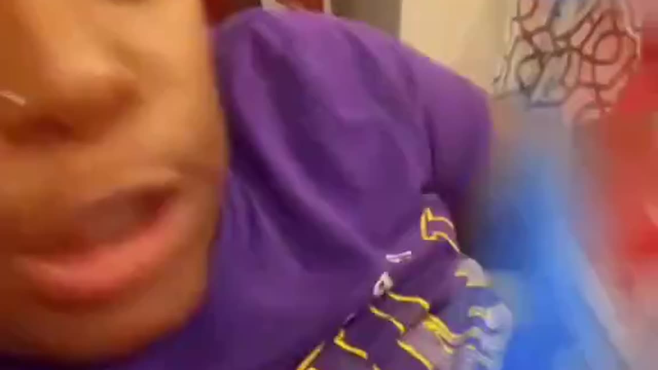 Sheboon brags about government assistance and no bills! 😂🤦‍♀️💩💩💩🤬