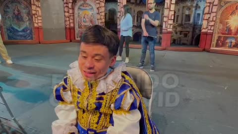 "¡ABUELITO de LA CASA DE LOS FAMOSOS lo REVELA TODO! | Teatro, Nuevo Álbum con Los Recoditos