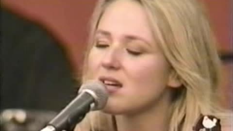 Jewel - (12) Who Will save Your Soul = Woodstock 1999