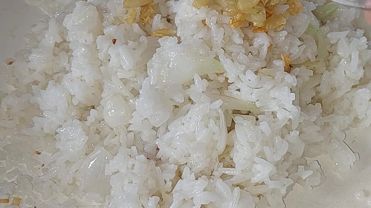 Do you know this? Panlasang Pinoy sa Madiskarteng Nanay. Filipino Garlic Fried Rice